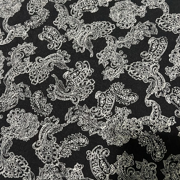 Paisley Racer Back Tank Top - Picture 7 of 10